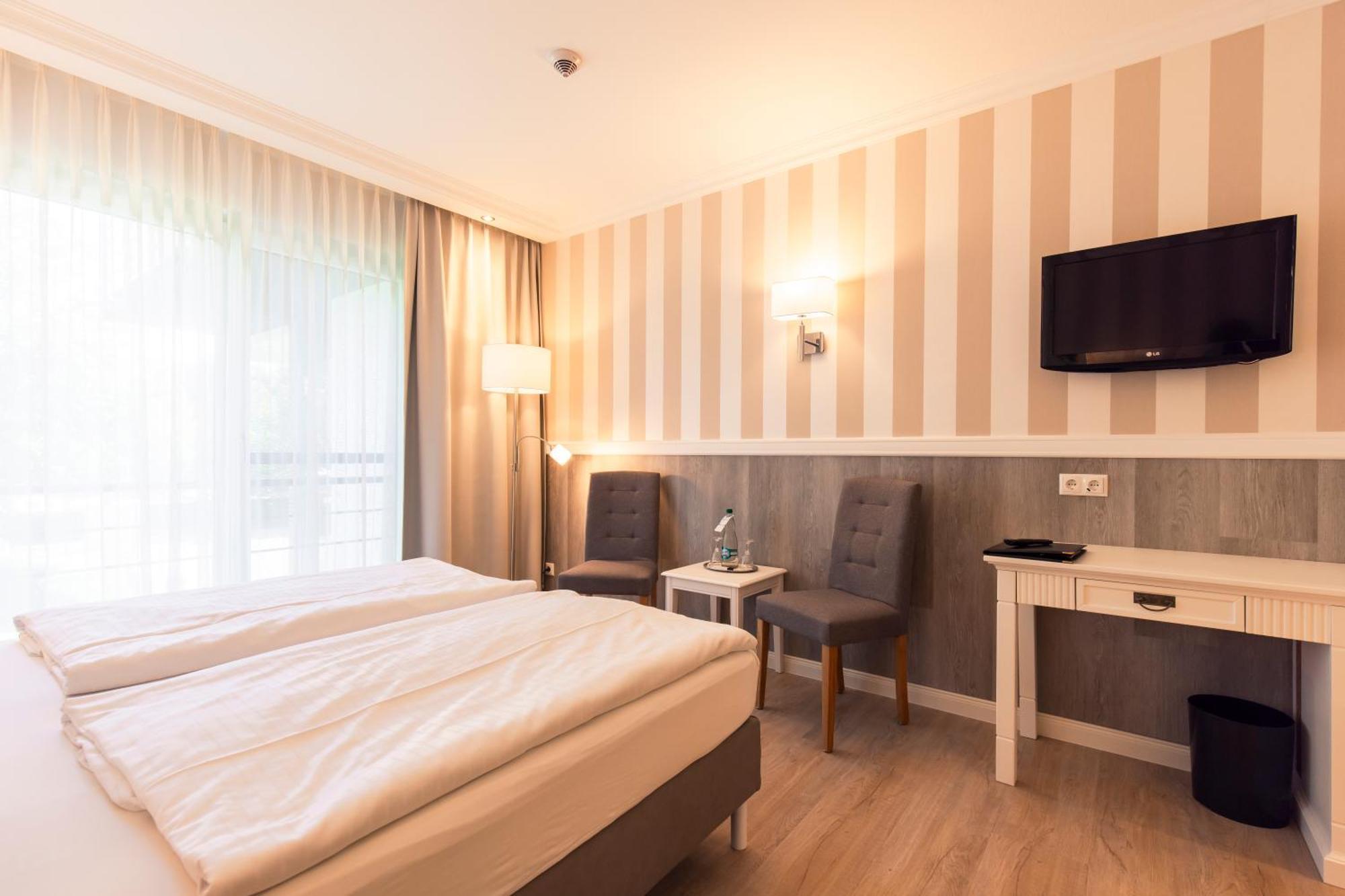 Resort Hotel IV Jahreszeiten Цингст Экстерьер фото