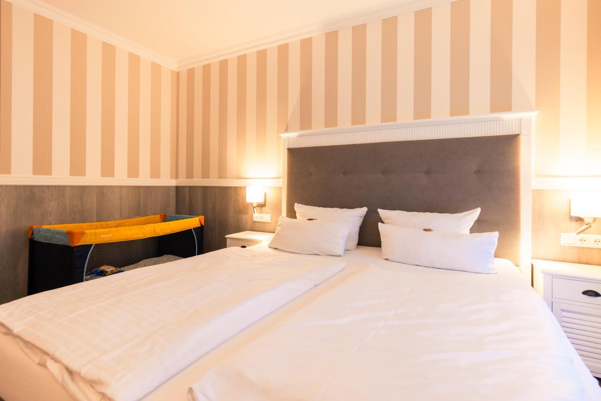 Resort Hotel IV Jahreszeiten Цингст Экстерьер фото