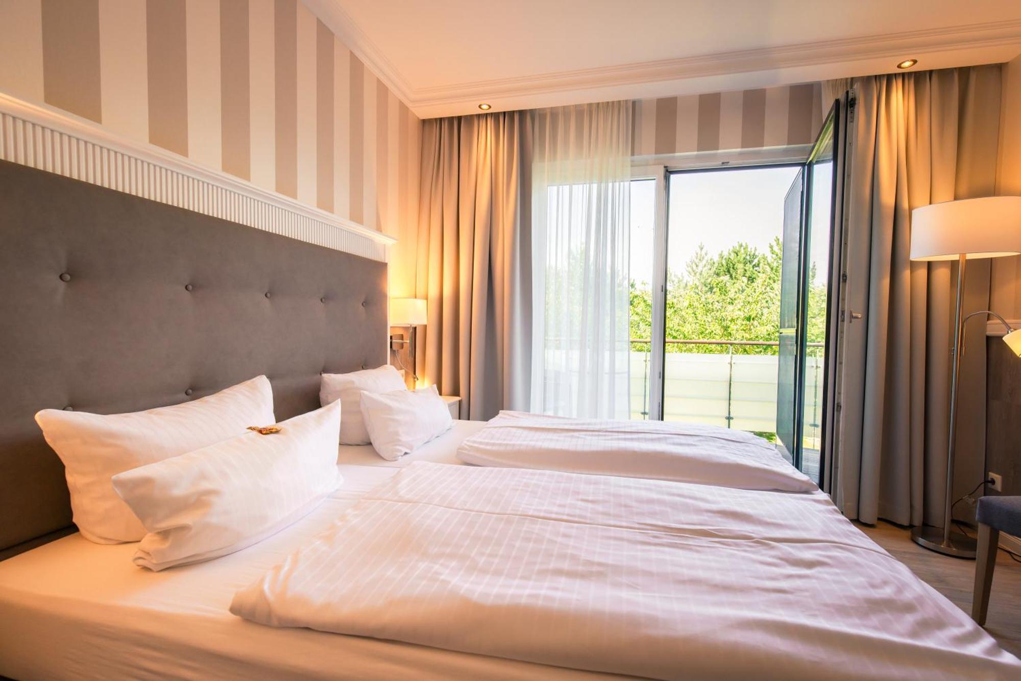 Resort Hotel IV Jahreszeiten Цингст Экстерьер фото