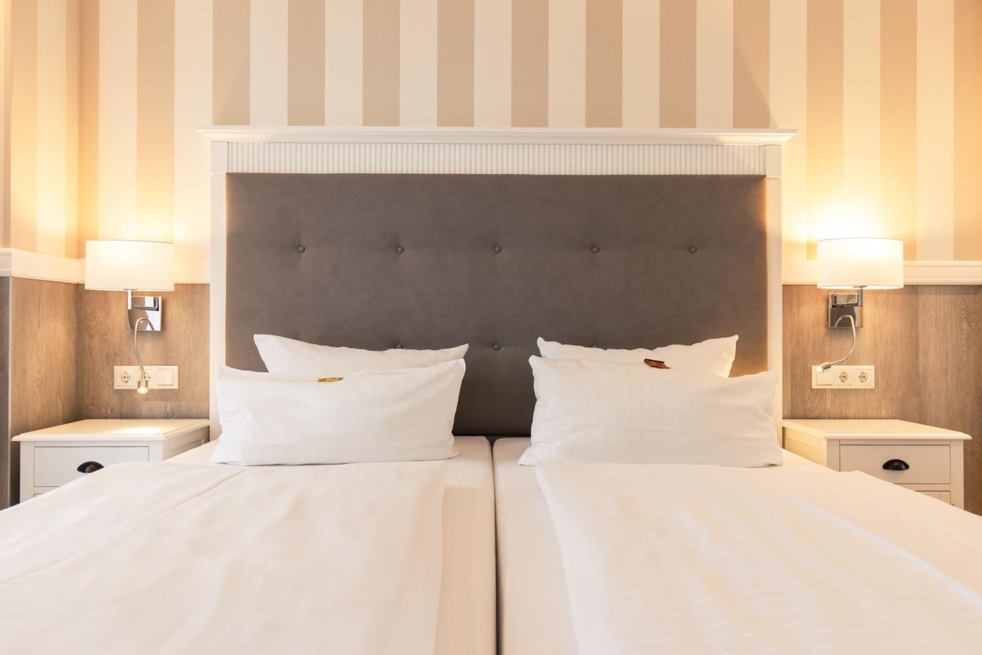 Resort Hotel IV Jahreszeiten Цингст Экстерьер фото